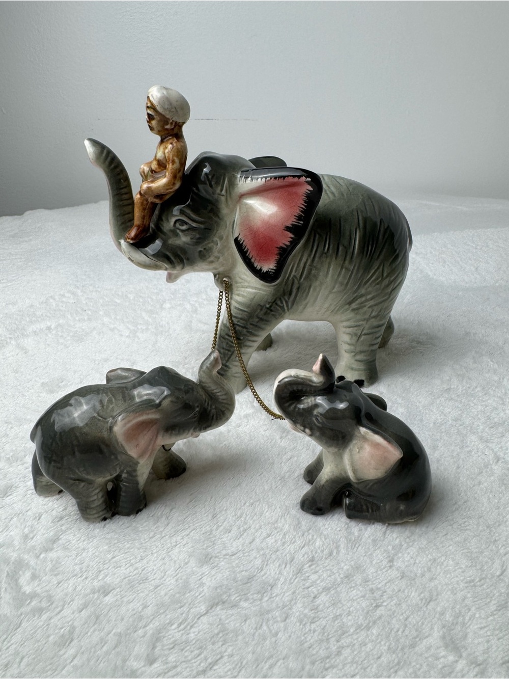 Vintage Ceramic Elephant Family trio from the mid-century era (1950s–1960s)Japan